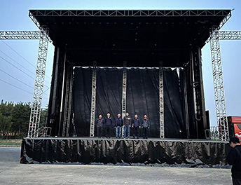 ST150pro Luxury Mobile Stage Trailer: High-Impact, Large-Scale Stage for New Zealand Events